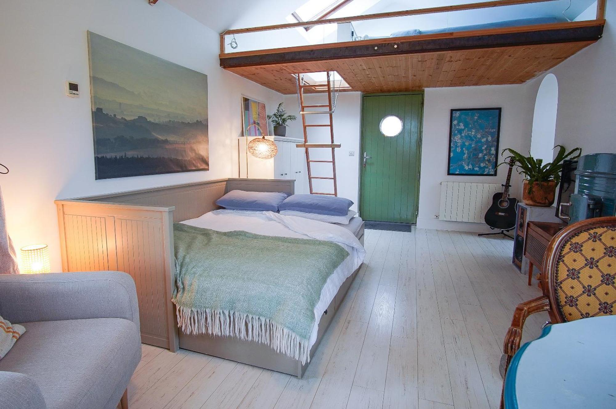 Ferienwohnung The Carton Store Loft Apt Cork Exterior foto